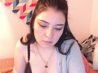 Lola , ? on cam for live nude video chat