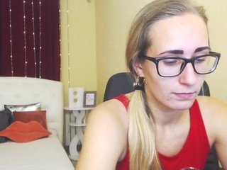 lucy-cat on cam for live nude video chat