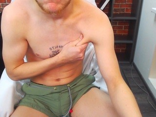 mileshoward on cam for live nude video chat