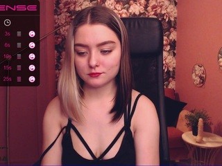 mollyhun on cam for live nude video chat