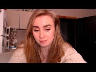 MonikaRay on cam for live nude video chat