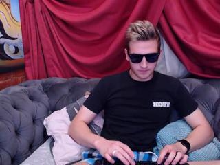 tommy-hazzard on cam for live nude video chat