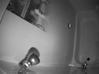 voyeurcam-rileyxjean-01 on cam for live nude video chat