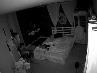 voyeurcam-xiennamoreau-01 on cam for live nude video chat