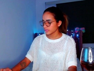 annie-dream on cam for live nude video chat