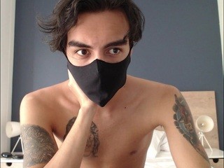 kennenloveme on cam for live nude video chat