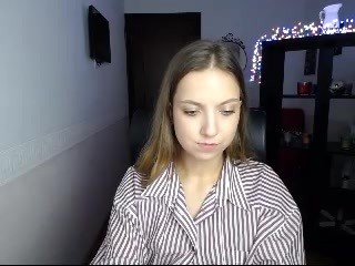 kikiminag on cam for live nude video chat