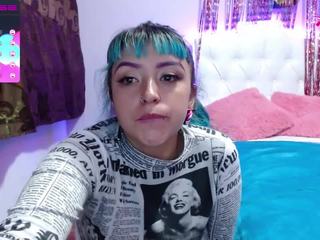 Meli on cam for live nude video chat