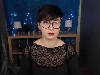 miastan on cam for live nude video chat