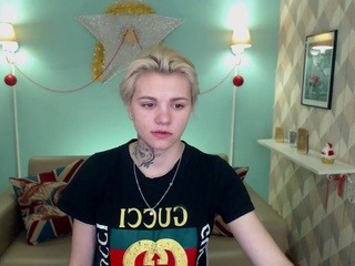 milanayemi on cam for live nude video chat