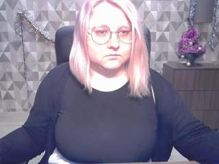 mirafosteri on cam for live nude video chat