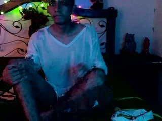 Pitter20 on cam for live nude video chat
