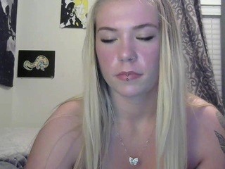 PrettyGal on cam for live nude video chat