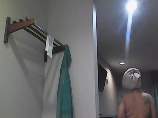 XoxoReed on cam for live nude video chat