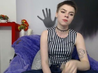 astridmia on cam for live nude video chat