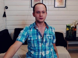 denis on cam for live nude video chat