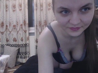emilly-bel on cam for live nude video chat