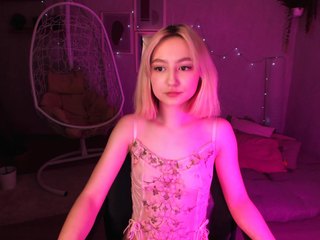 helenasmit on cam for live nude video chat