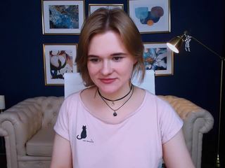 kattypirson on cam for live nude video chat