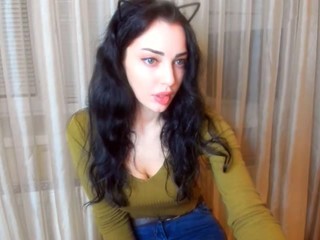 kiaraaaa on cam for live nude video chat