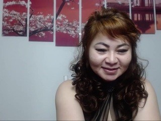 Lara on cam for live nude video chat