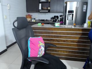 martinamiller69 on cam for live nude video chat