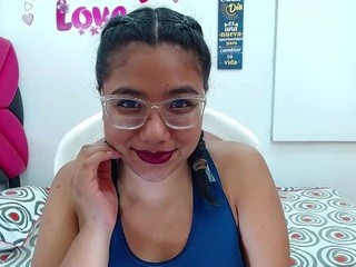 miajohnsonn on cam for live nude video chat