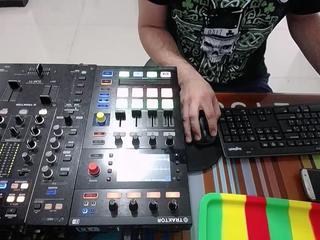 Sexy Dj on cam for live nude video chat