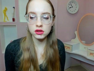 adelaidalu on cam for live nude video chat