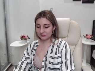 alanna-loove on cam for live nude video chat