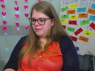 annabellucky on cam for live nude video chat