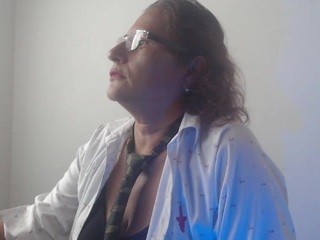 babsy-squirt on cam for live nude video chat