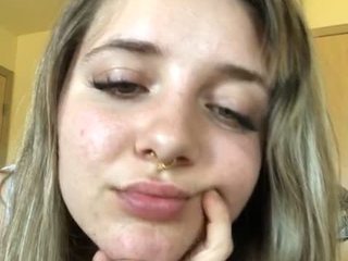 carlyraylove on cam for live nude video chat