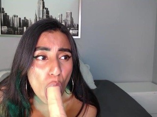 dafnegh on cam for live nude video chat