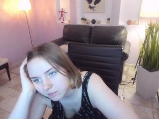 ericakisses on cam for live nude video chat