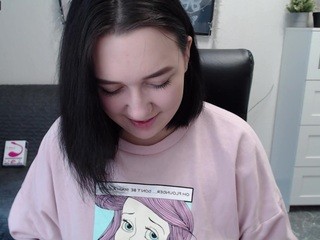 ?, doro-pesh ?? on cam for live nude video chat