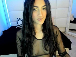 Gabriela Fernandez on cam for live nude video chat