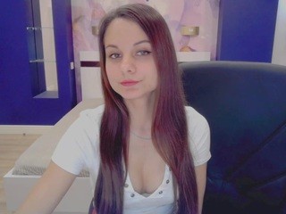 gwenwood on cam for live nude video chat