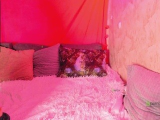 Like-Kitty on cam for live nude video chat