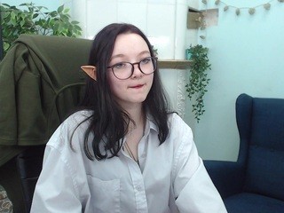 malinimik on cam for live nude video chat