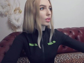 Mistress Trisha, ? on cam for live nude video chat