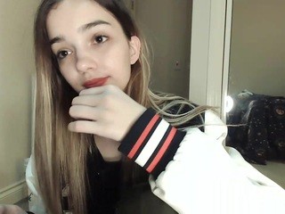 sassyt33n on cam for live nude video chat