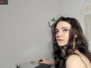 Stefani Babe on cam for live nude video chat