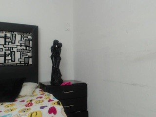 al3xys on cam for live nude video chat