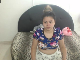 angelbunny-x on cam for live nude video chat