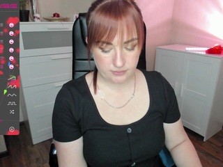 elegantagnia on cam for live nude video chat