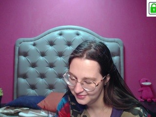 emilialisa on cam for live nude video chat