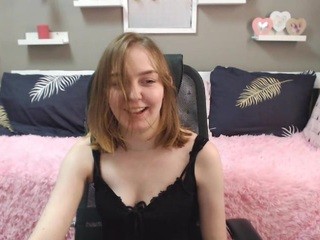 Eva U+1f352 on cam for live nude video chat