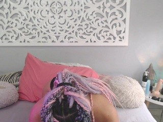 ?, Amelie? on cam for live nude video chat