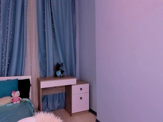 juliawalker on cam for live nude video chat